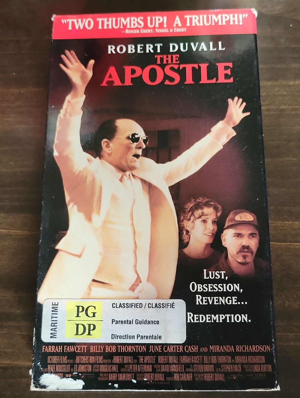 The Apostle Robert Duvall - Black and Red VHS Movie